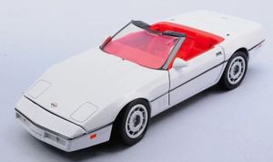 MMAX73298WH - Voiture de 1986 couleur blanche - CHEVROLET Corvette