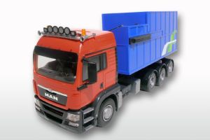 Camion porteur avec container à poubelle – MAN TGS LX 8x4 de couleur rouge