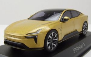 NOREV875013 - Voiture de 2025 couleur doré - POLESTAR 5