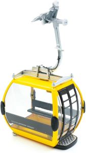 Omega IV de couleur jaune