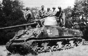 MP912132C - Char moyen Américain – Allemagne 1945 - 761e Bataillon des chars – BLACK PANTHERS - Task Force Rhin - SHERMAN M4A3 76