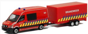 Fourgon de pompiers avec remorque – MERCEDES