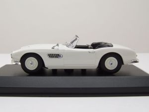 MXC940022510 - Voiture de  1957 blanche – BMW 507