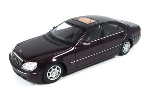 MXC940036200 - Voiture de 1998 couleur noir - MERCEDES 5-Klasse W220