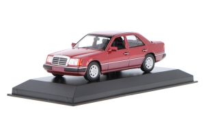 MXC940037005 - Voiture de 1991 couleur rouge métallisé – MERCEDES 230E