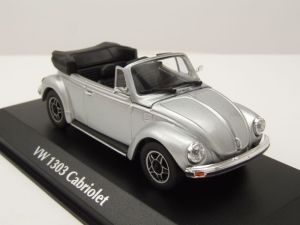 MXC940055130 - Voiture cabriolet de 1979 couleur argent – VW 1303 coccinelle