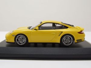 MXC940069010 - Voiture de 2009 Jaune – PORSCHE 911 Turbo