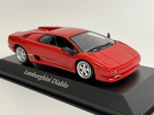 MXC940103570 - Voiture de 1994 couleur rouge – LAMBORGHINI diabolo