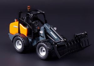 IMC99-10104 - Chargeuse sur pneus DOOSAN DL80 TL avec fourches à fumier