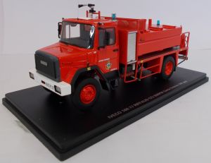 Camion des Marins Pompiers de Marseille IVECO 160.17 Riffaud CCI BMPM édité à 300 pièces modèle en résine