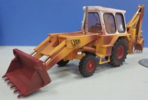 Tractopelle vieillit - JCB 3C Mark III