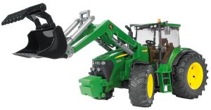 Tracteur JOHN DEERE 7930 équipé du chargeur avec godet à griffes jouet BRUDER