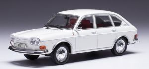 IXOCLC522N.22 - Voiture de 1970 couleur blanche – VW 411 LE