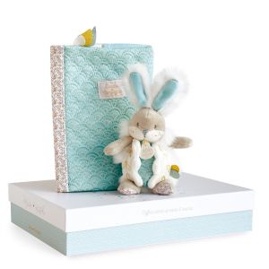 Coffret protège carnet de santé avec doudou de la gamme LAPIN DE SUCRE de couleur Amande