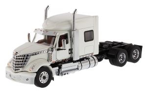 Camion solo de couleur Blanche - INTERNATIONAL Lonestar