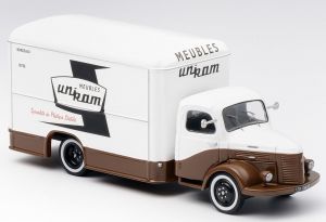Utilitaire HOTCHKISS PL 25 fourgon aux couleurs des Meubles Uniram édité à 528 pièces
