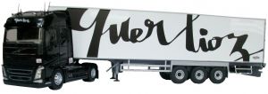 Camion 4x2 VOLVO FH4 Globetrotter et remorque frigo CHERREAU aux couleurs transport Querlioz