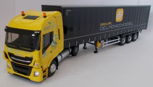 Camion 4x2 IVECO Stralis NP avec semi  aux couleurs des transports Delmonico Dorel