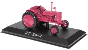 Tracteur VLADIMIR MOTOR DT-24-2 de 1955 à 1958