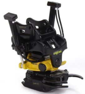 Accessoire pour pelle de 25 à 35 tonnes – Tiltrotatot Engcon EC233 avec module GR30