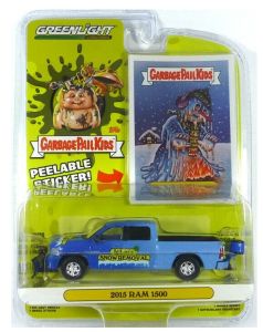 Voiture 4x4 DODGE Ram 1500 de 2015 version pick-up double cabine de couleur bleu et lame de déneigement vendu en blister