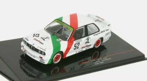 IXOGTM132 - Voiture du ETCC 1988 pilotée par Jacques LAFFITE - BMW M3 E30 #52
