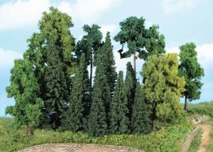 Set de 20 arbres Forêt mixte  sapins de 7 à 18 cm de hauteur