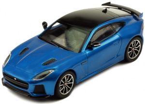 Voiture sportive JAGUAR F-Type SVR de 2016 de couleur bleue