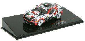 Voiture du rallye de Sanremo de 2019 FIAT Abarth 124 RGT n°10 équipage E.Brazzoli-M.Fenoli