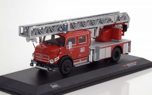 Camion de pompier allemand MERCEDEZ  L1519 version grande échelle