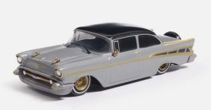 IXO-IA64014 - Voiture sous blister de 1957 couleur grise - CHEVROLET Bel-Air Lowrider