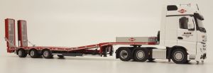 MAR9401129 - Ensemble camion + porte engin KUHN