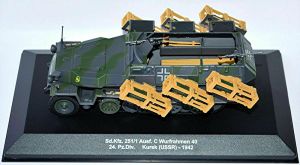 Blindé lance roquette chenillé Allemand de la 24eme Panzer division HANOMAG SD.KFZ 251/1 Ausf.c Wurfframen 40 Kursk URSS 1942