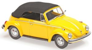 Voiture cabriolet VOLKSWAGEN 1302 de 1970 de couleur jaune