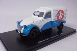 MAG24MEREPICON - Véhicule publicitaire - Formages Mére PICON - CITROEN 2CV Fourgonnette de 1958