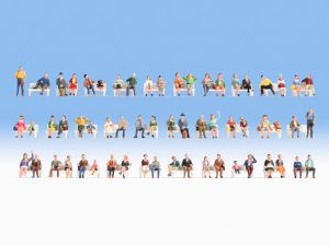 Ensemble de 60 personnages assis bancs vendus séparément