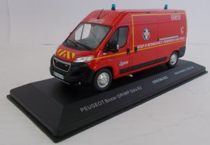 Véhicule de pompier du GRIMP PEUGEOT Boxer du SDIS 62 édité à 500 pièces