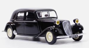 ODE171 - Voiture de couleur noir - Limité à 500 pièces - CITROEN Traction 11CV