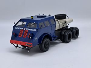 Camion de couleur bleu - PACIFIC M26 BOURGEY MONTREUIL