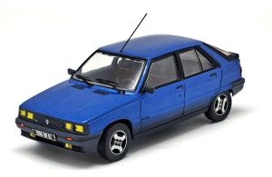 ODE154 - Voiture de 1986 couleur bleu – RENAULT 11 turbo