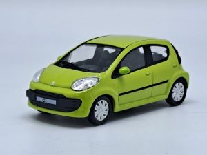CAR32750 - Voiture de couleur jaune - CITROEN C1