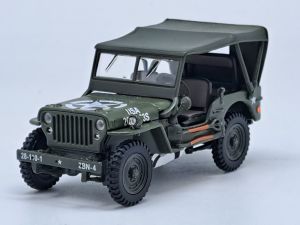 CAR91850 - Voiture militaire de couleur Kaki - JEEP Fermée military