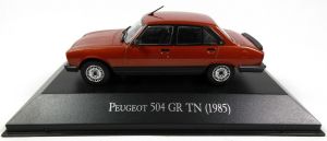 Voiture berline 4 portes PEUGEOT 504 GR TN de 1985 de couleur orange métallisé vendue en blister