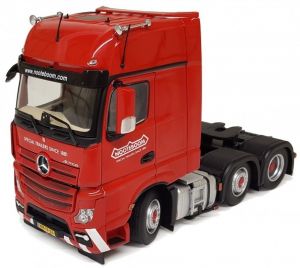 MAR1812-04/01 - Camion solo MERCEDES-BENZ Actros Gigaspace aux couleurs NOOTEBOOM