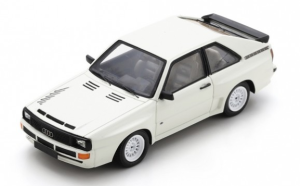 SCH43U00099 - Voiture de 1985 couleur blanc - AUDI Quattro sport