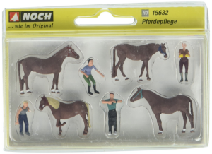 NOC15632 - 4 personnages et 4 chevaux