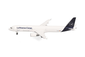 HER536660-001 - Avion de ligne commercial – AIRBUS A321P2F Lufthansa Cargo Hola Argentina