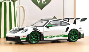 NOREV127535 - Voiture de 2022 de couleur blanc et vert python - PORSCHE 911 GT3 RS Tribute to Carrera RS
