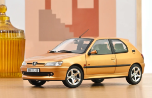 NOREV184940 - Voiture de 1997 de couleur jaune vermeer - PEUGEOT 306 S16