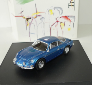 TRO0802B - Voiture de couleur bleu - RENAULT Alpine A110 1600S Berlinetta